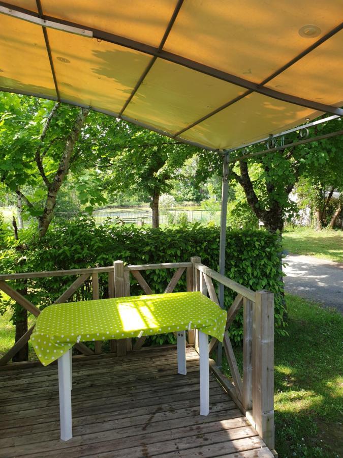 Le Moulin Du Bleufond Hotel Montignac-Lascaux Buitenkant foto